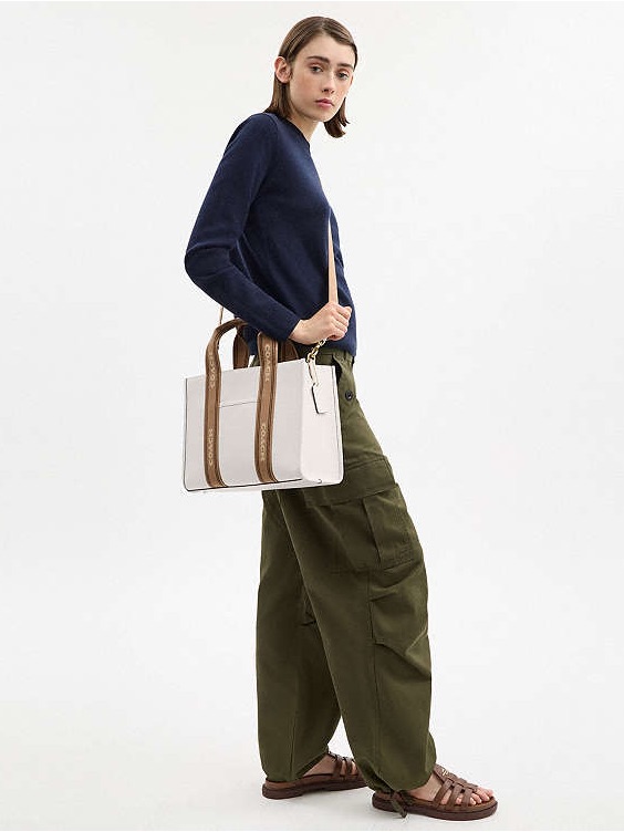 Authentic Coach Smith Tote Great Condition